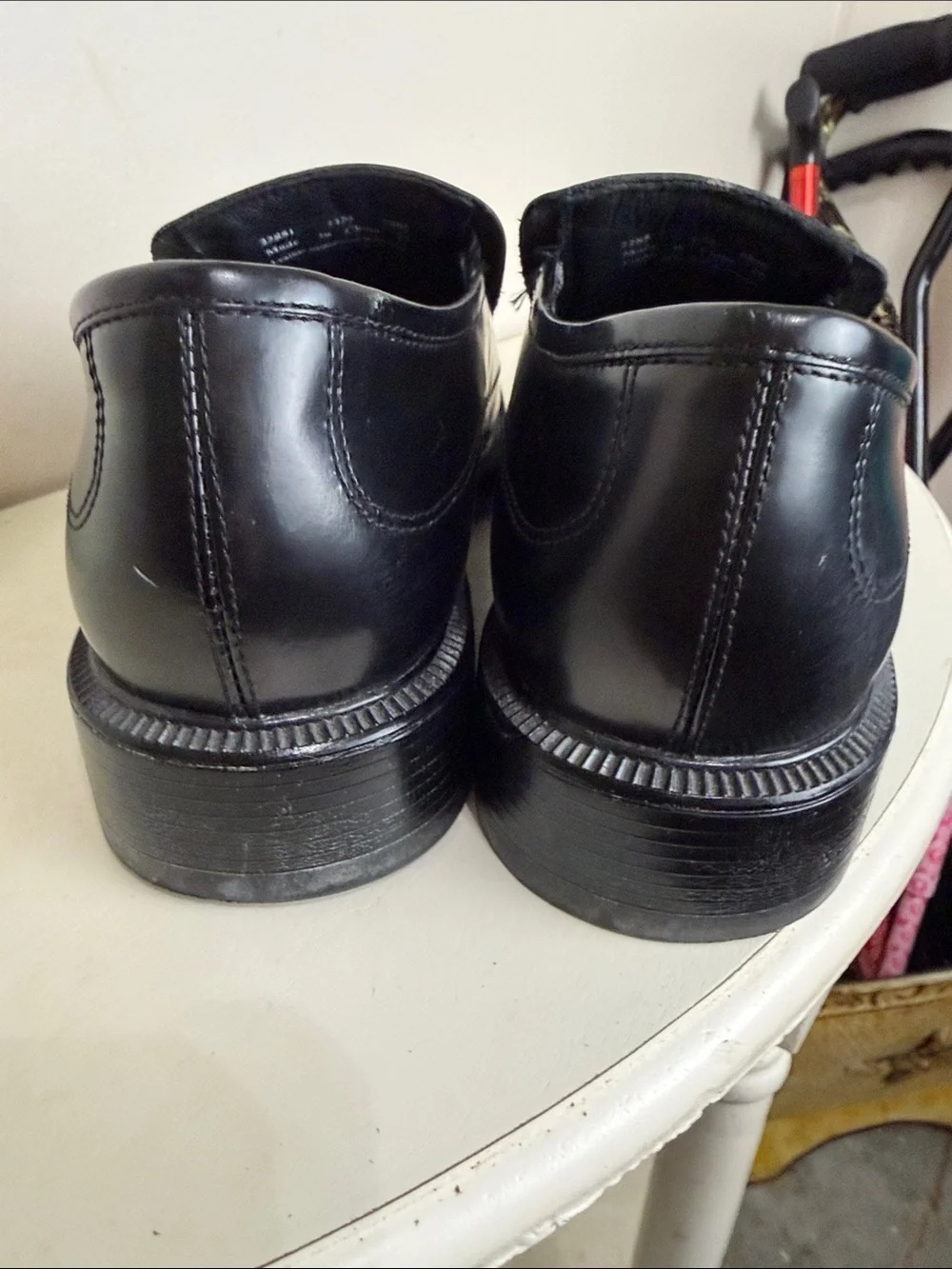 (2382) Bostonian Black Slip-On Leather Dress Loafers, Size: 11M